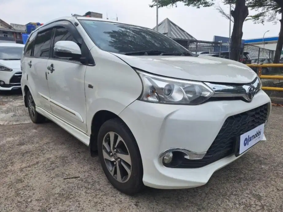 DP MURAH Toyota Avanza 1.5 Veloz Bensin-AT 2016  C4ZYT