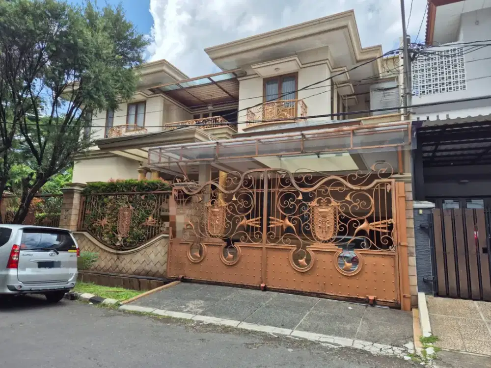 Repost Dijual Cepat Rumah Mewah dan Cantik Di Dalam Perumahan Kemang Pratama, Bekasi