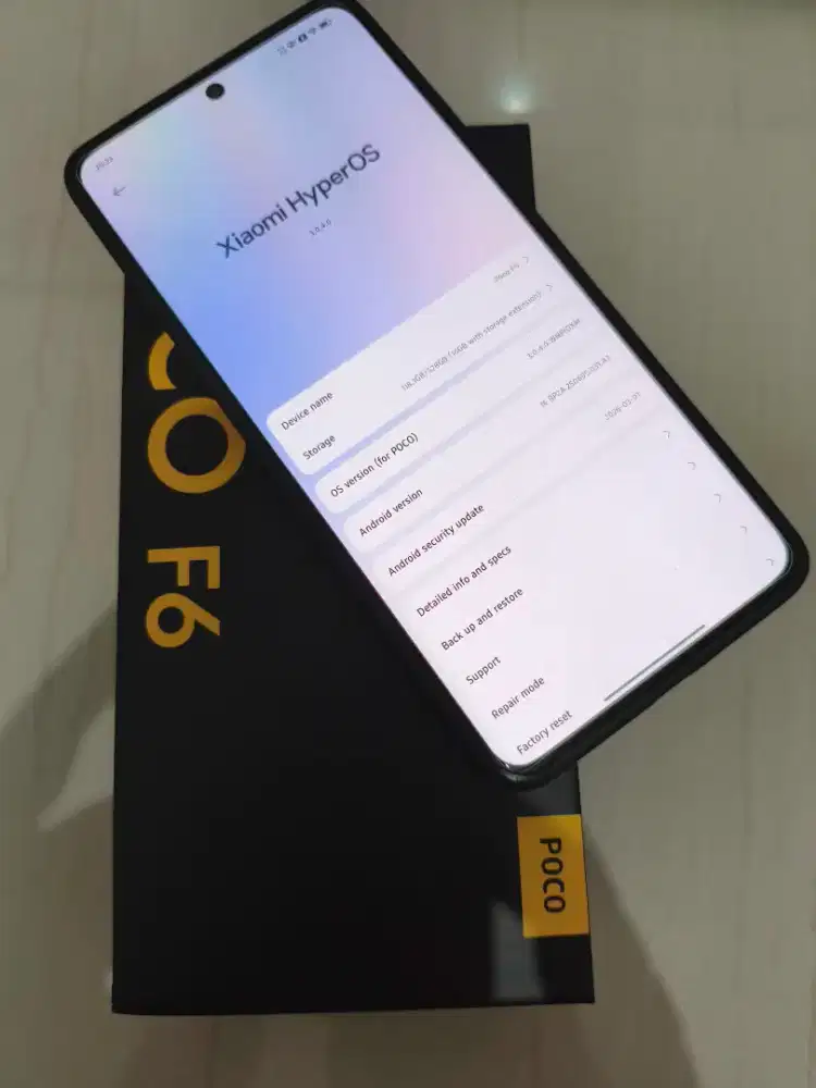 Poco F6 12/512 gb