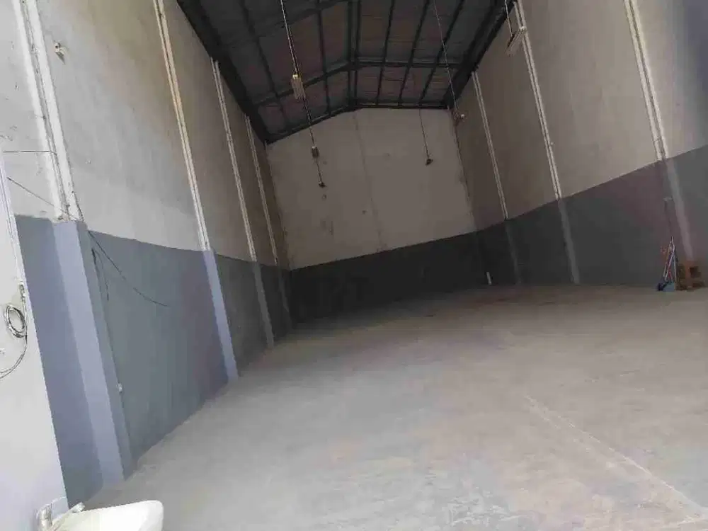 Disewakan gudang bagus di Green Sedayu Bizpark Cakung Jakarta Timur