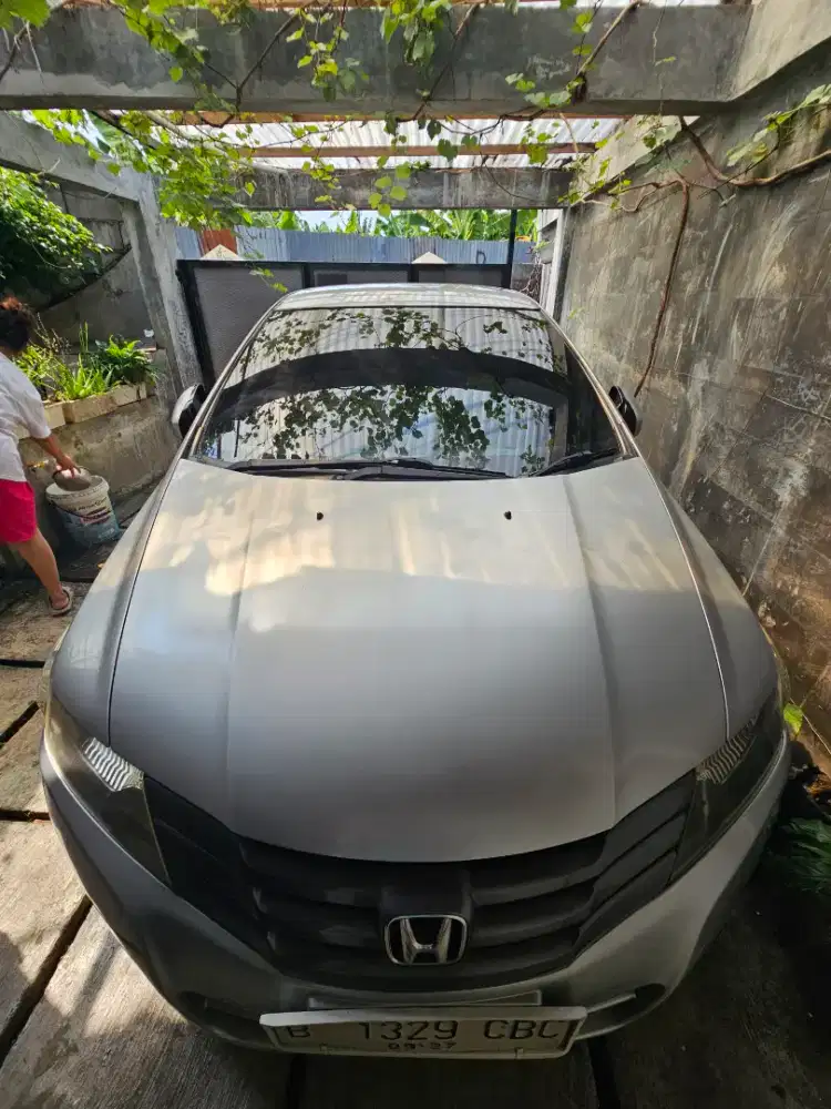 Honda city e cvt 2010 (silver metalik)