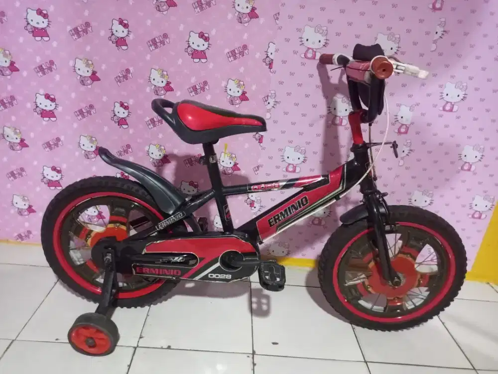 SEPEDA ANAK COWOK UKURAN 16 PLUS RODA BANTU KOKOH SIAP PAKAI