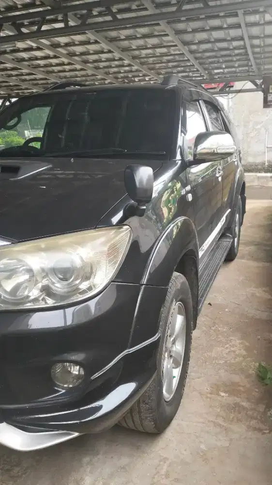 Dijual Mobil fortuner