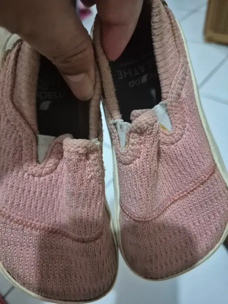 Pyopp Sepatu Anak