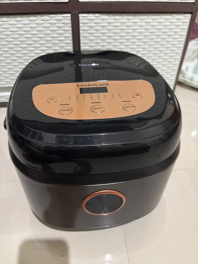 NEW LocknLock Low Carbo Rice Cooker