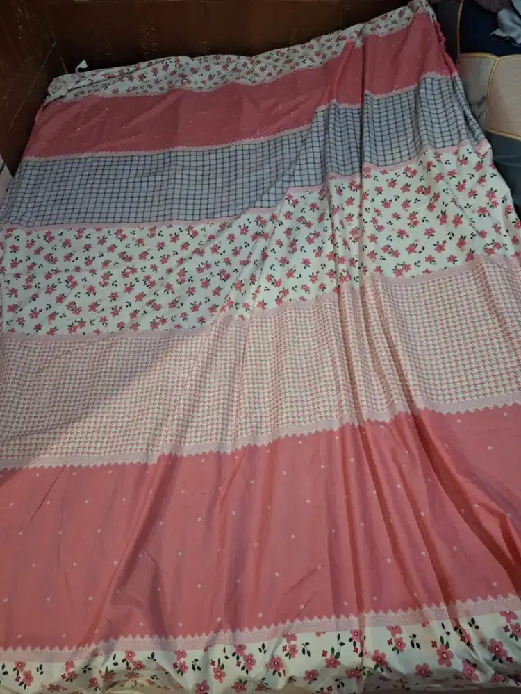 Kasur busa tebal size Queen dijual cepat