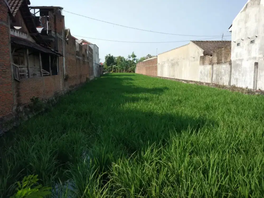 DIJUAL MURAAH.. Tanah strategis pinggir jalan, Jetis, Sukoharjo.