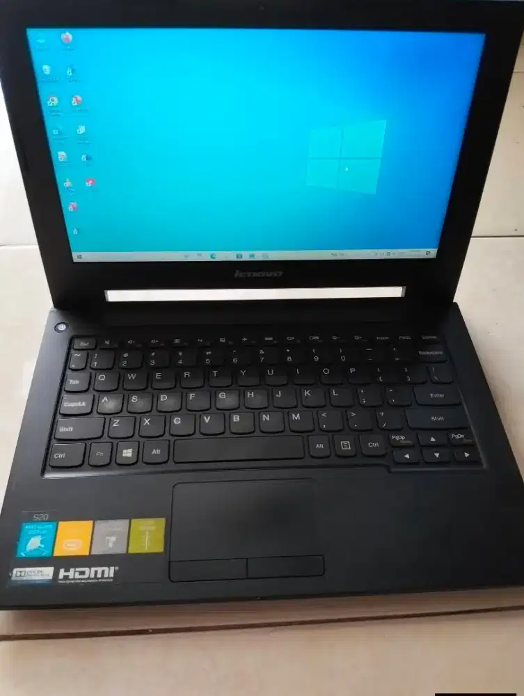 Laptop lenovo 12 inci