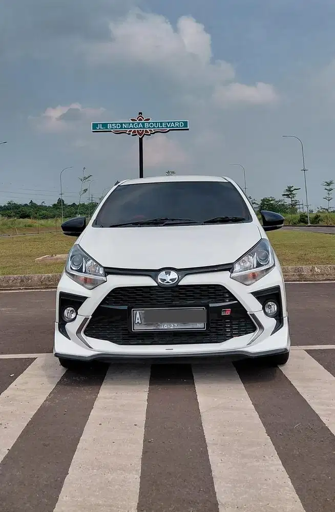 Toyota Agya GR mt 2022 putih ( manual )