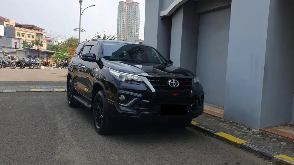 [ ANTIK LOW KM ] Toyota Fortuner 2.4 VRZ TRD Sportivo AT 2019/2020