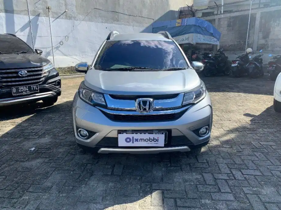 DP MURAH Honda BR-V 1.5 E Bensin-AT 2016 Hitam CAEVD