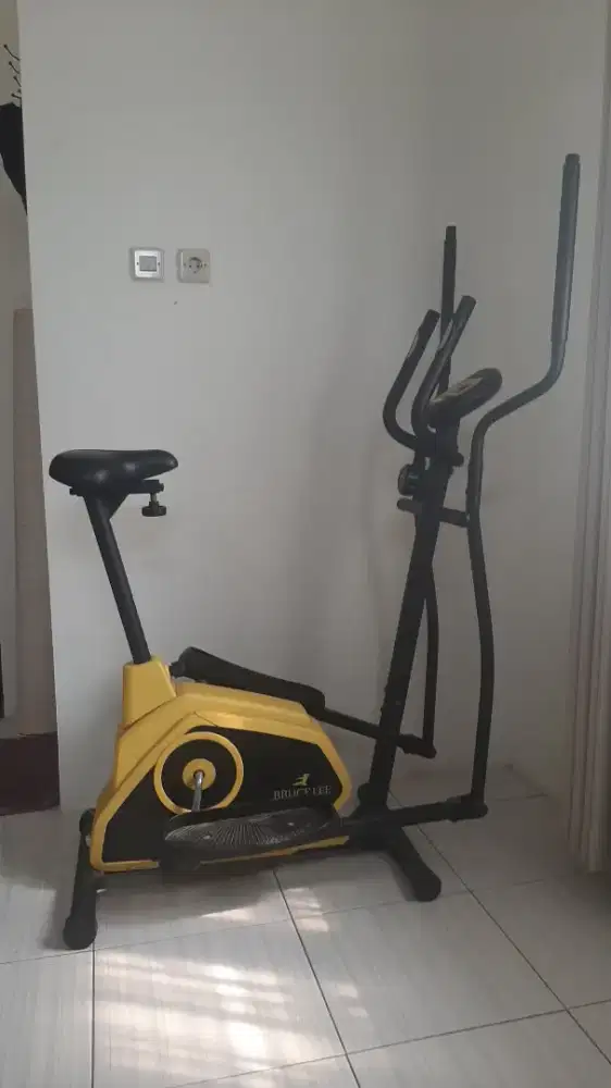 Sepeda Statis Bruce Lee