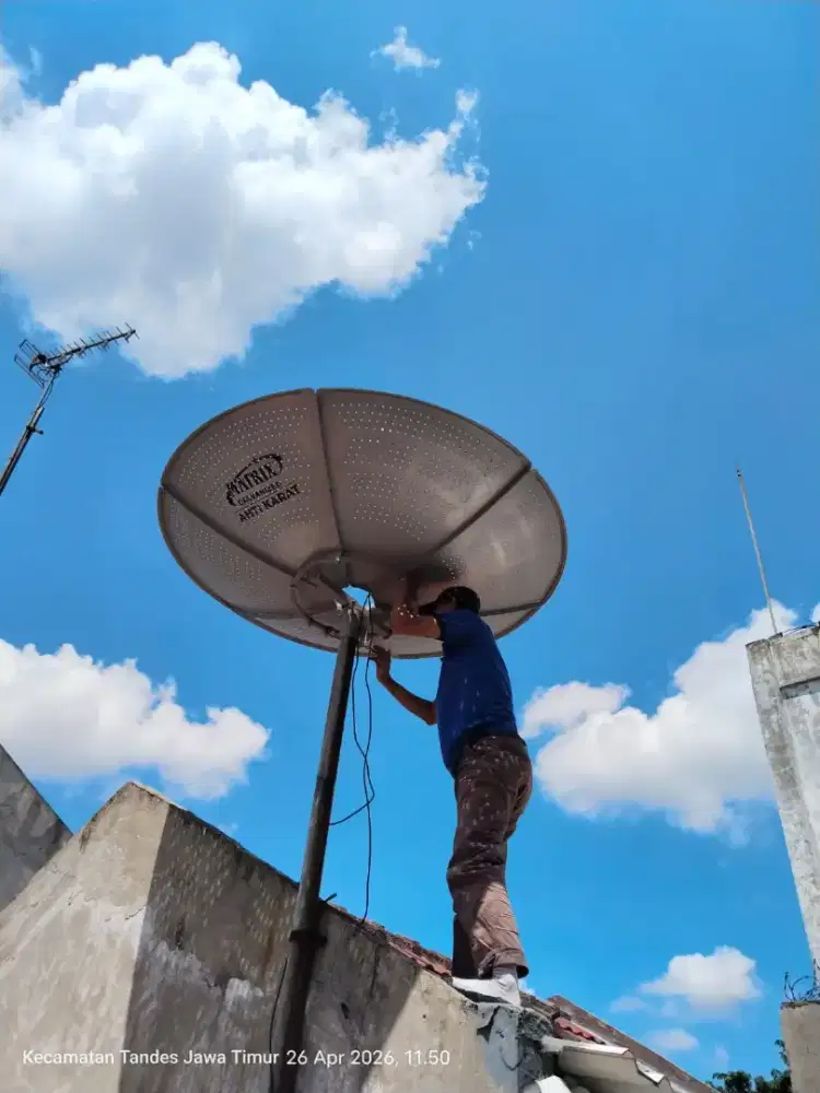 Antena Uhf digital antena parabola surabaya teknisi langsung