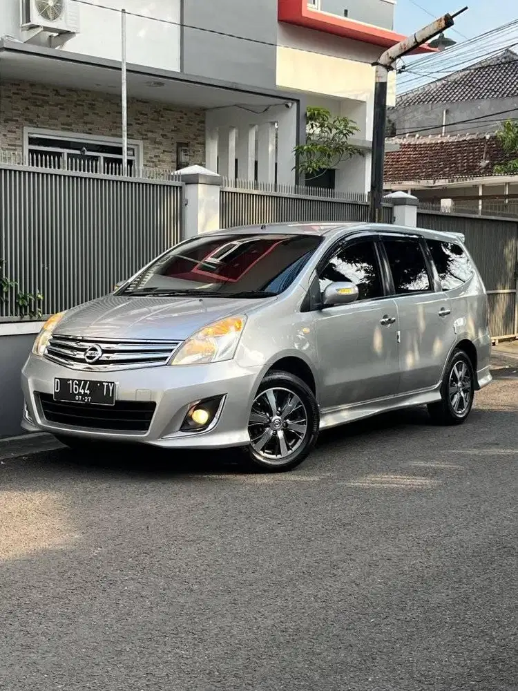 KM 60RB // NISSAN GRAND LIVINA HWS 1.5 AT 2012