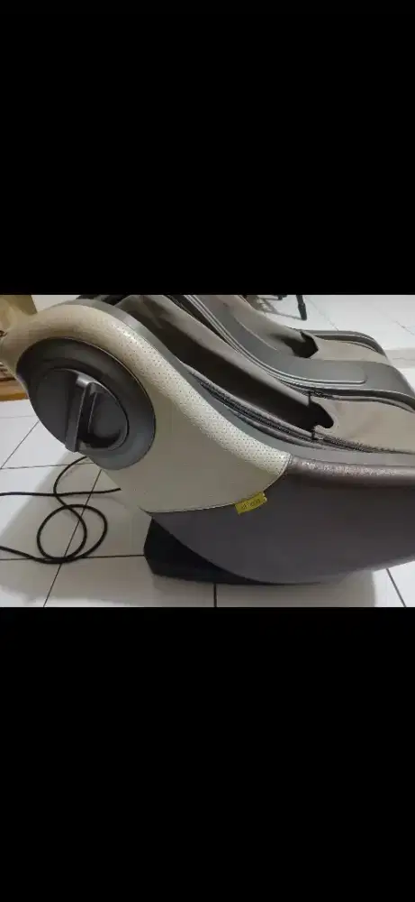 Alat pijat kaki merk Osim