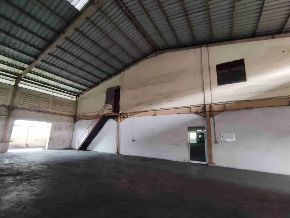 DISEWAKAN GUDANG IJIN INDUSTRI LUAS 2.350M2 DI TELAGA MAS CIKUPA TANGERANG