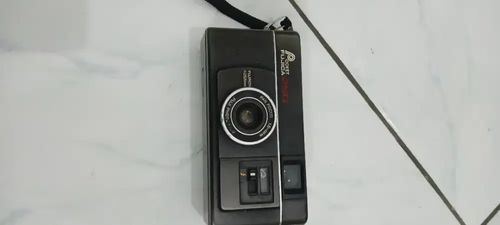 Kamera pocket fujica 250
