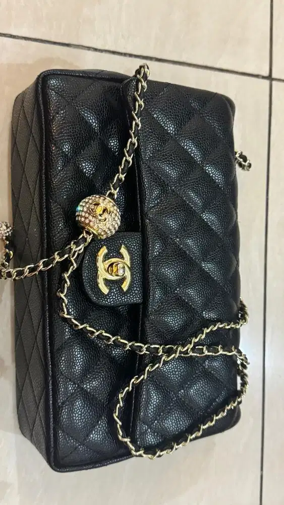 Chanel Caviar black flap