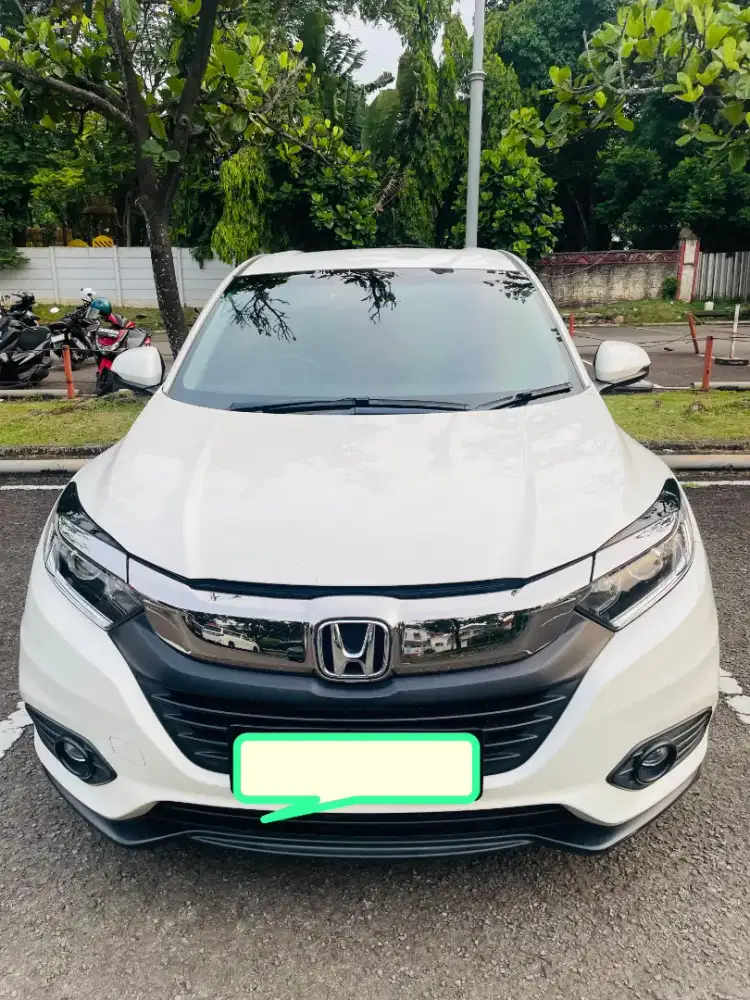 Honda HR-V 1.5 E AT Nik 2021 Pemakaian 2022 | Pajak Panjang 2027