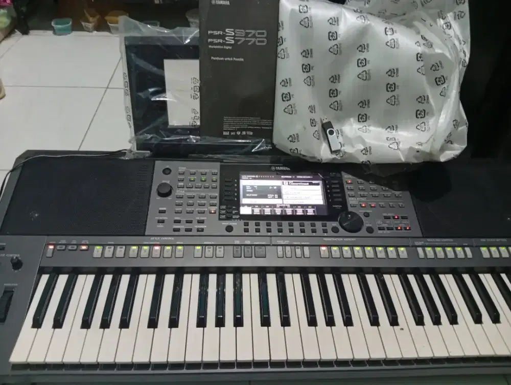 YAMAHA PSR S770 PIANO ARRANGER PSR S 770 BARY SIMPANAN CWE RUMAHAN SJA