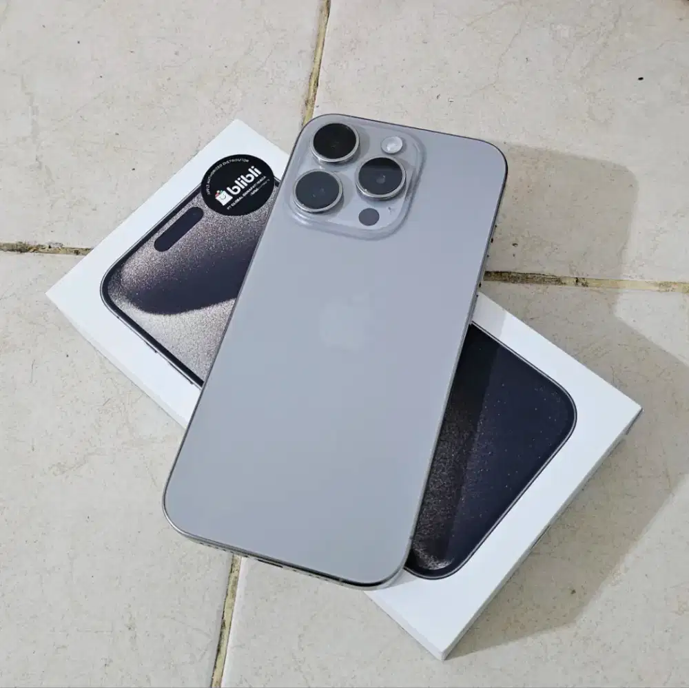 iPhone 15 Pro 256GB Resmi Blibli ex Pemakaian Cewe