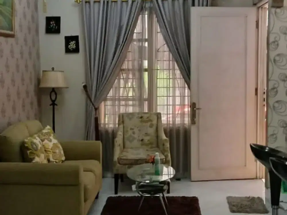 Disewakan Rumah Bagus Furnish, di cendana residence Pamulang.Tangerang Selatan