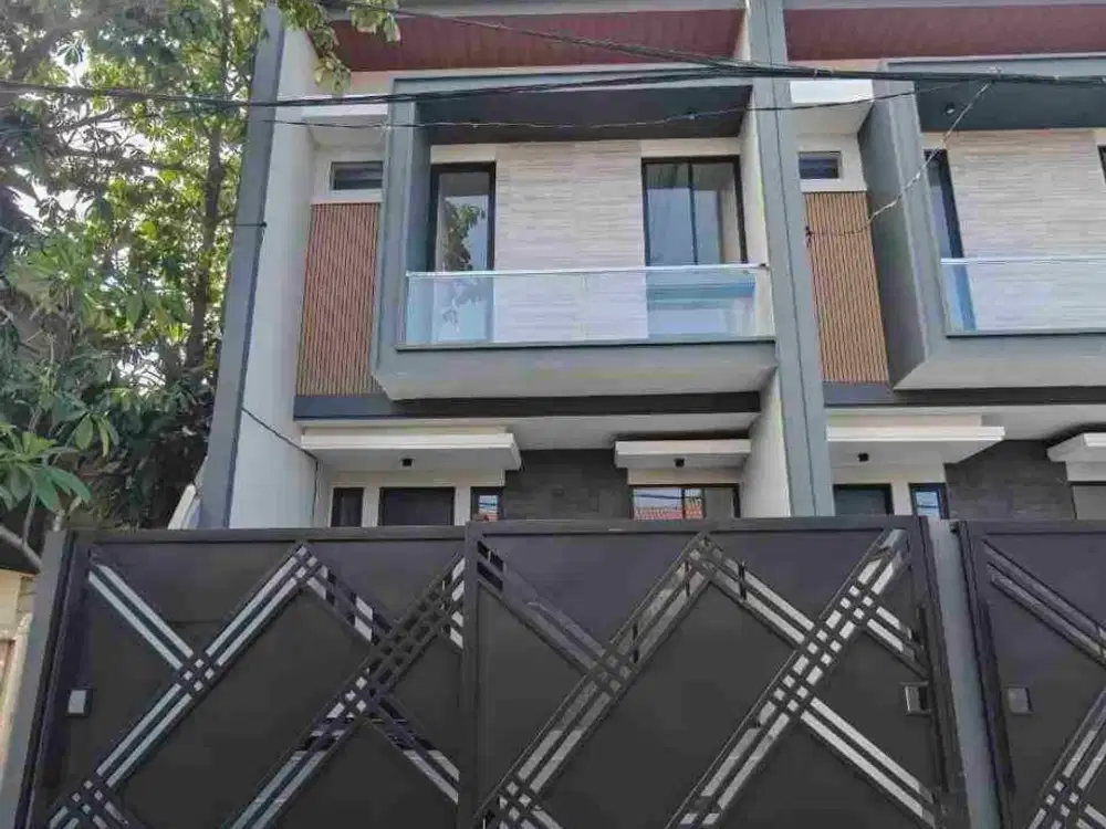 MANYAR TIRTOYOSO BARU GRESS ‼️ Rumah 2 Lantai Surabaya Timur