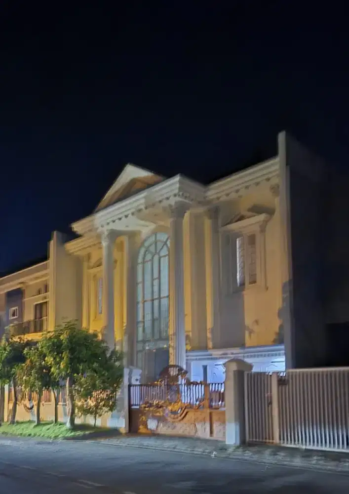 Dijual Rumah Citraland Surabaya Utama Model Classic