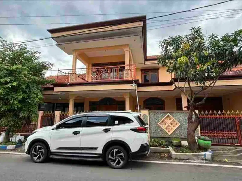 rumah murah 2 lt bangunan kokoh daerah ikan piranha kemirahan dekat jalan raya a yani dekat pintu jalan tol dekat kampus UB Brawijaya dan UNMUH UMM. kondisi kokoh bagus dan siap huni BU SEGERA