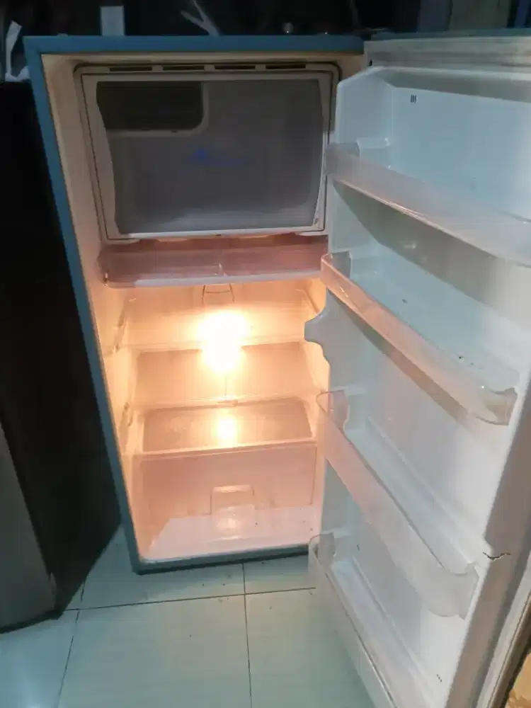 Kulkas Sharp 1 pintu