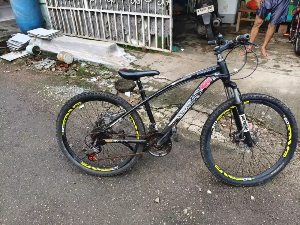 Dijual sepeda gunung ring 26 kondisi siap pakai