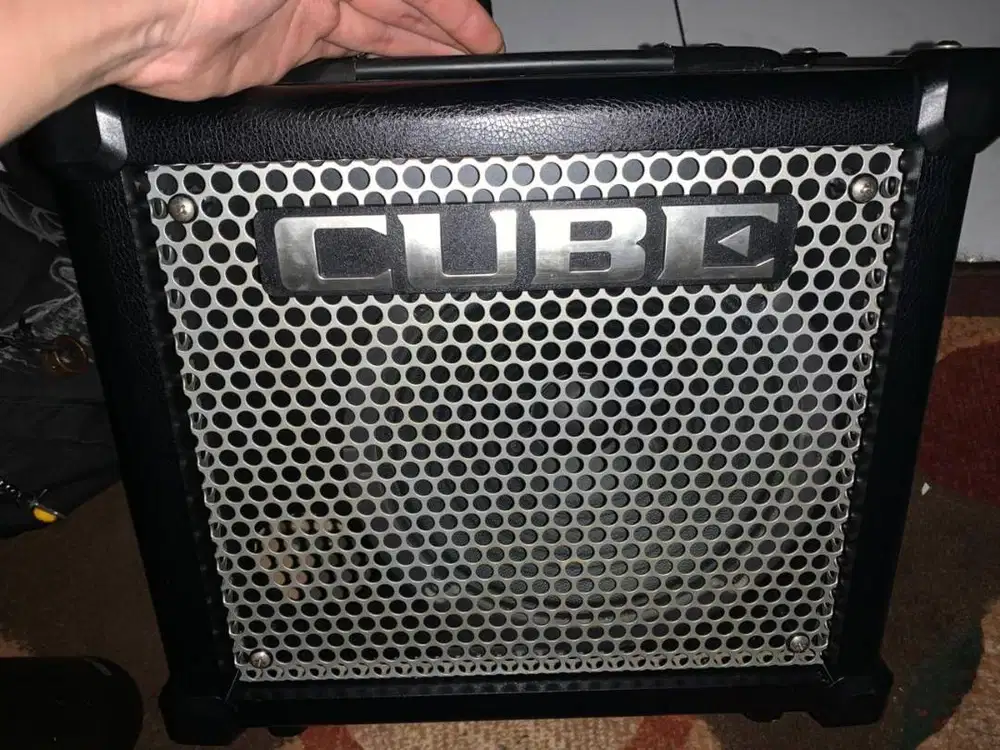 AMPLI ROLAND CUBE 10GX