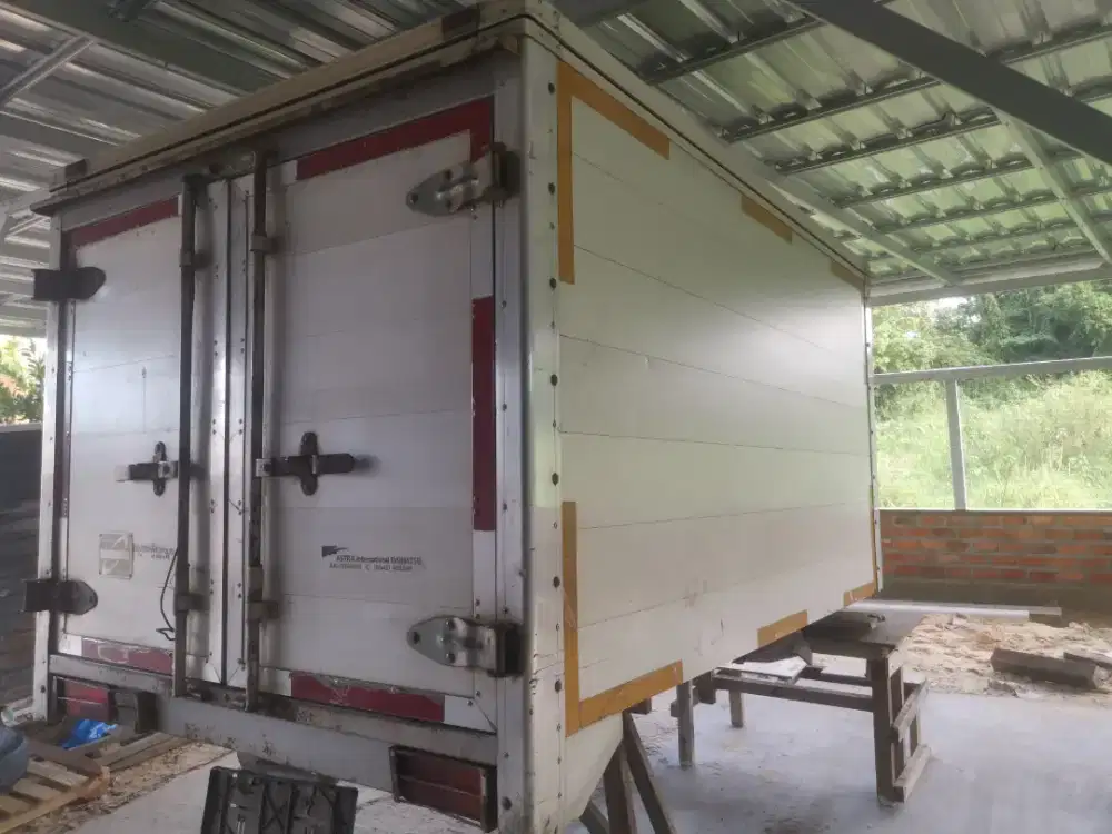 Box pick up aluminium