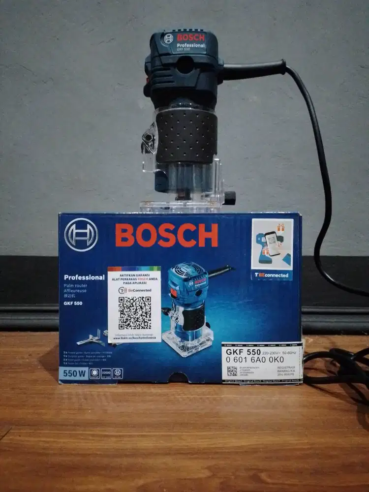 Bosch GKF 550 Professional Palm Router