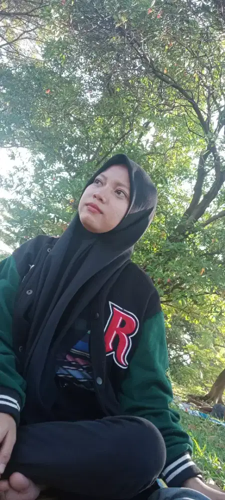 Saya lagih cari kerjaan apa aja