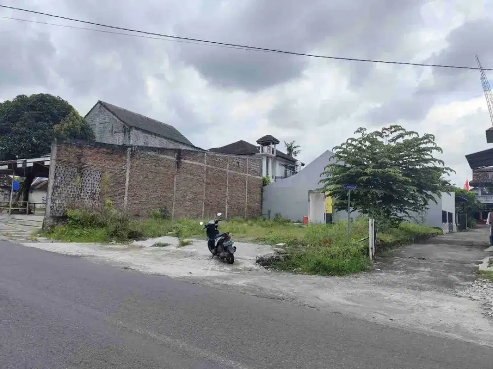 TANAH MURAH STRATEGIS DEPAN SD MODEL WEDOMARTANI SLEMAN YOGYA