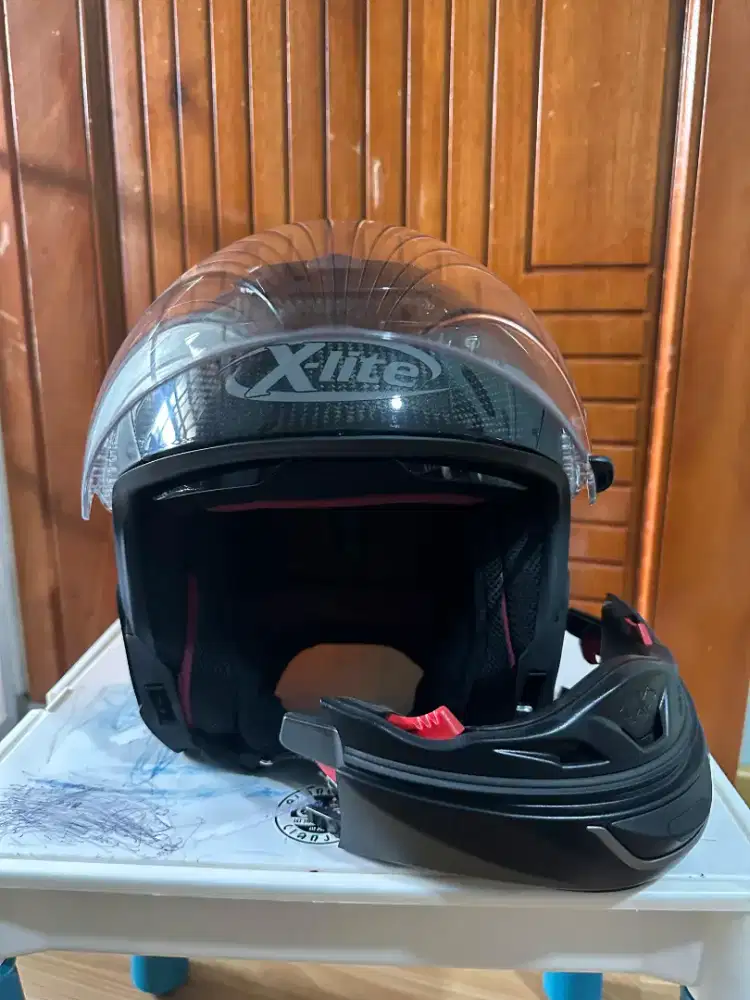 Helm X-lite X-403GT