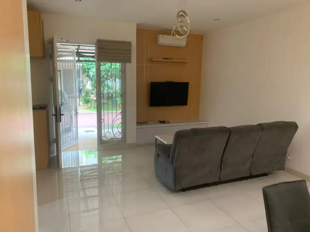 Rumah Cantik full furnished di Cluster Latigo Gading Serpong
