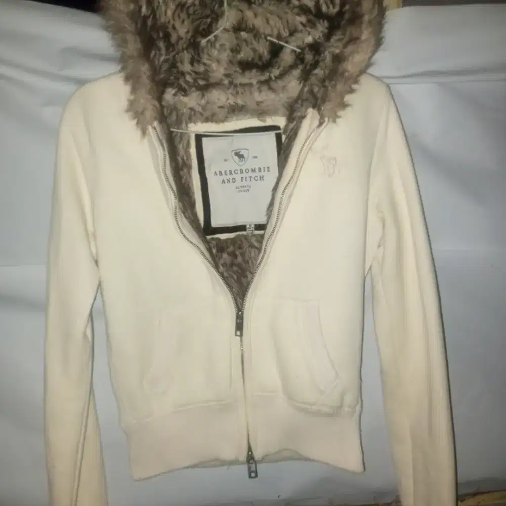 Dijual Hoodie Abercrombie Zipper n Fitch wanita dll