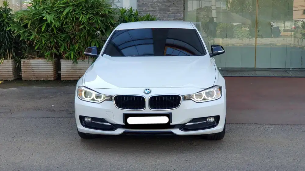 Km39rb bmw 320d diesel sport 2015 putih