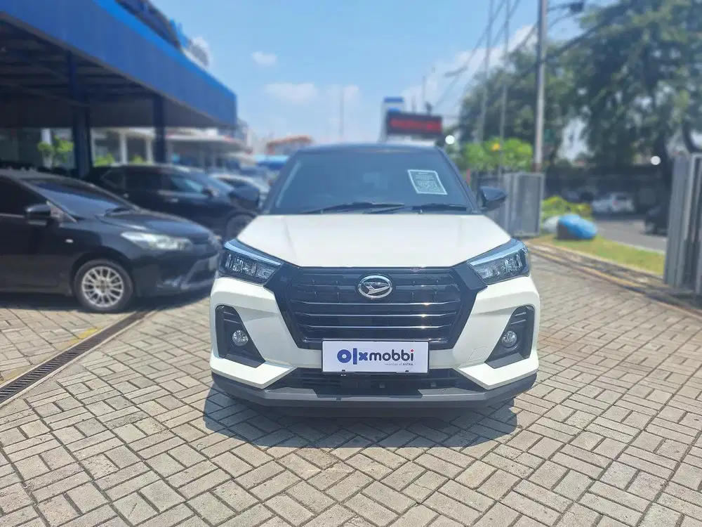 TDP 1 JUTA Daihatsu Rocky 1.2 X Bensin-AT 2024 Putih CALKD