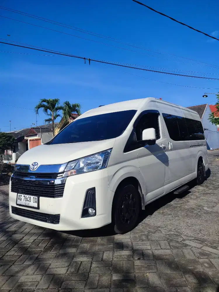 Toyota Hiace Premio