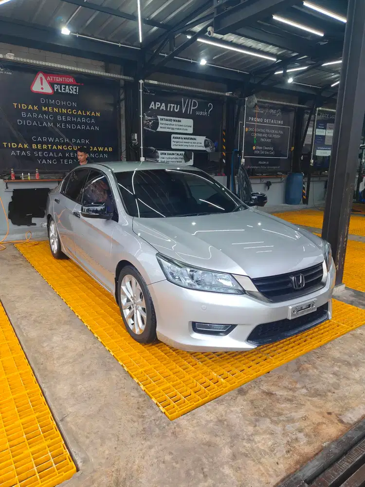 Honda Accord 2013 Bensin