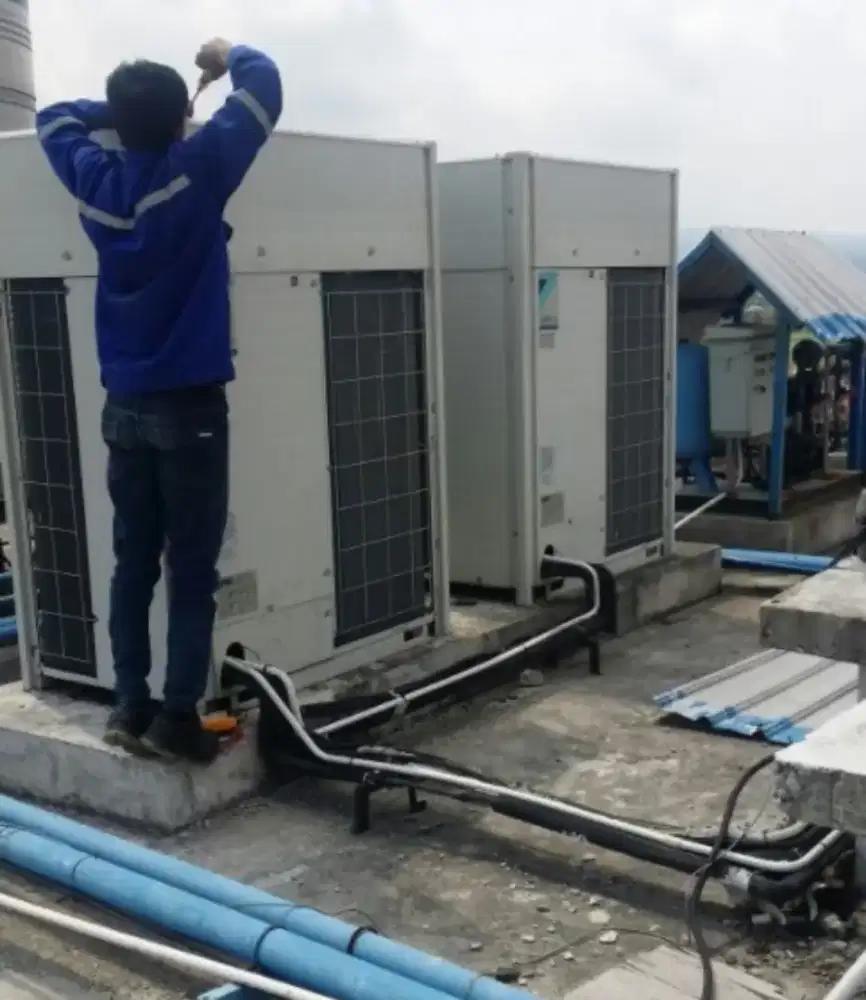 Service Ac,Kulkas,Pompa Air,Mesin Cuci dan Bongkar Pasang AC.