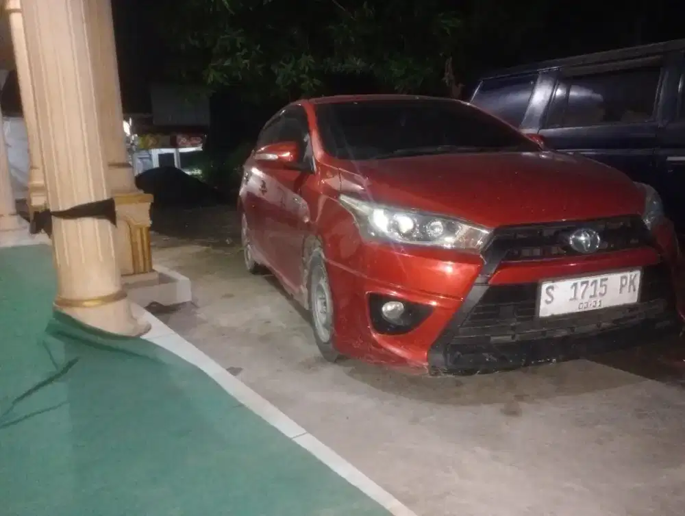 DIJUAL TOYOTA YARIS 1.5 G AT 2015 ORANGE METALIK