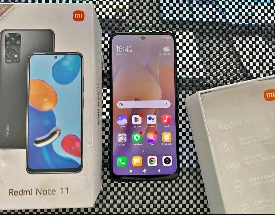 HP Smartphone Xiaomi Redmi Note 11 Black RAM 4 ROM 128 Fullset Mulus