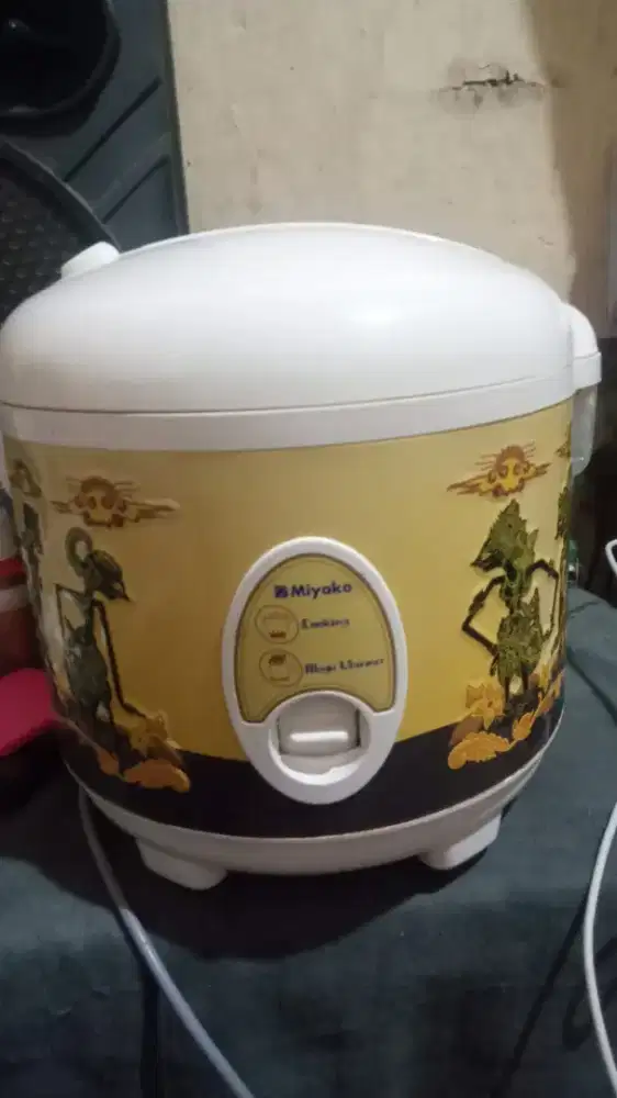 Rice Cooker Miyako Free Kipas Angin
