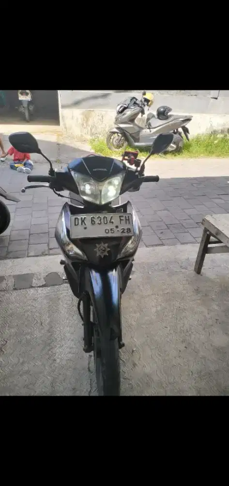 Di jual motor supra x helm in surat lengkap aktif