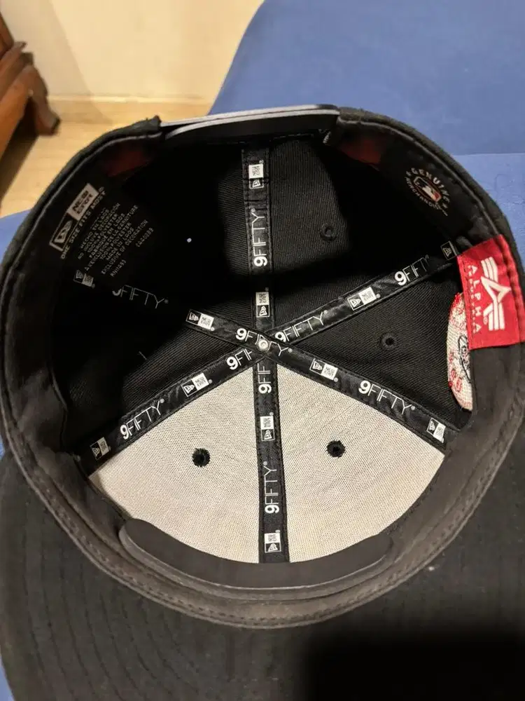 NEW ERA X ALPHA INDUSTRIES NY YANKEES BLACK 9FIFTY SNAPBACK