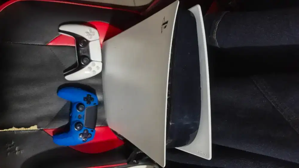 PS5 Fat Disc Version